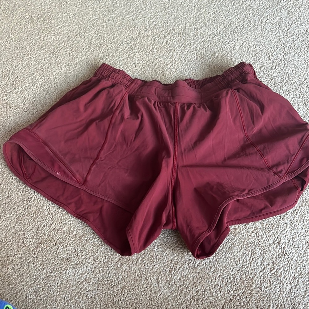 Hotty hot red shorts lululemon
